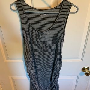 A Glow Maternity Dress